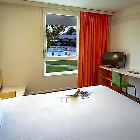 מלון Ibis Perpignan Nord 3*