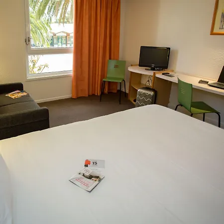 Ibis Perpignan Nord מלון 3*